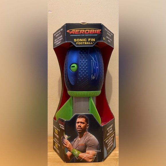 Aerobie Sonic Fin Football - Picture 1 of 3